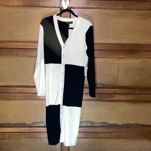 Eloquii Black and White Colorblock Long Sleeve Button Cardigan Dress